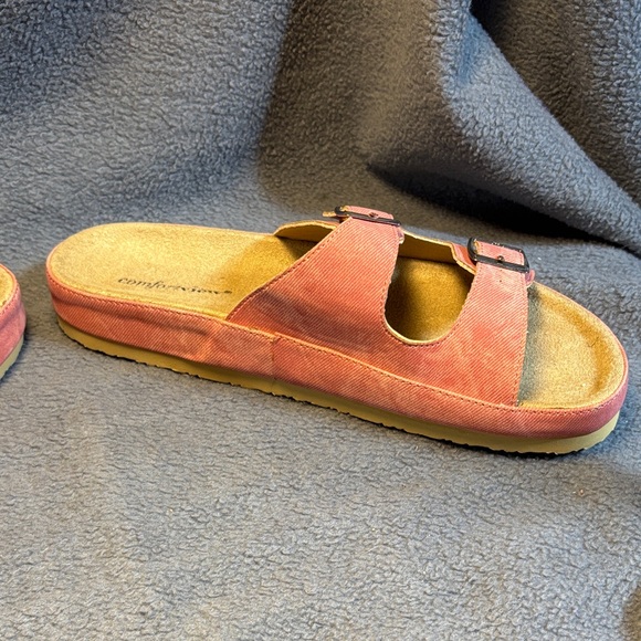 Comfortview Pink Double Buckle Sandals - Picture 3 of 7